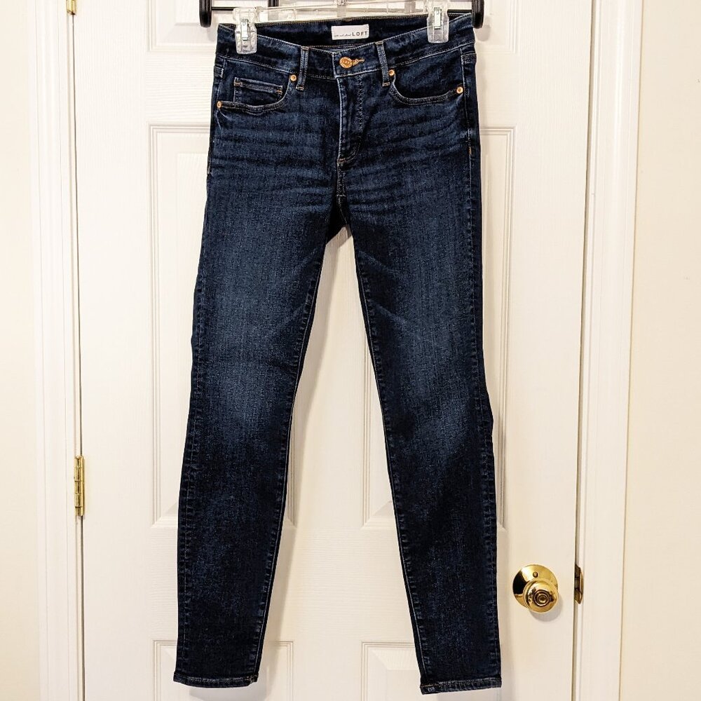 LOFT Curvy Skinny Crop Jeans